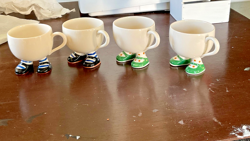 VINTAGE CARLTON WARE WALKING CUPS SET OF  4 COFFEE MUGS TEACUPS MADE IN ENGLAND