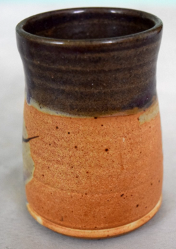 POTTERY COFFEE MUG