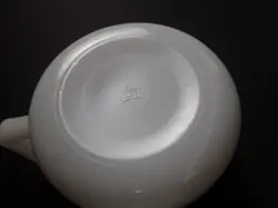 MILK WHITE GLASS