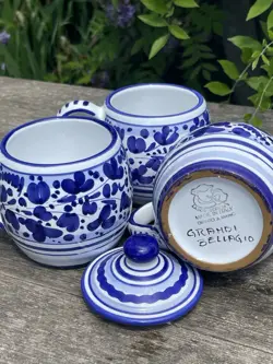 DERUTA POTTERY BLUE
