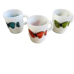VINTAGE ANCHOR HOCKING BUTTERFLY COFFEE MUGS STACKABLE MILK GLASS SET OF 3 RETRO