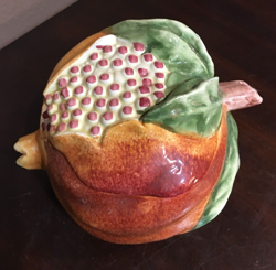 FRUIT POMEGRANATE