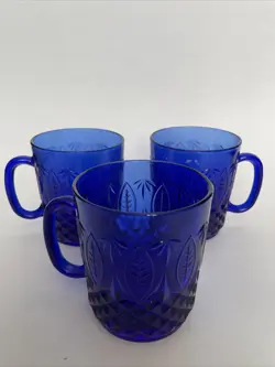 VINTAGE COBALT BLUE ARCOROC GLASS CUP FRANCE LEAF DIAMOND LOT OF 3 COFFEE TEA