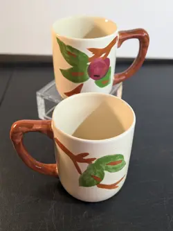 2 VINTAGE FRANCISCAN APPLE CERAMIC GRAND COFFEE MUG 16 OZ CUP MUGS