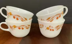 VINTAGE CORELLE BY CORNING HARVEST HOME 4 COFFEE CUPS MUGS USED EXCELLENT