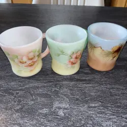 3 1957 VINTAGE FIRE KING WHITE MILK GLASS D HANDLE MUGS HAND PAINTED COFFEE CUPS