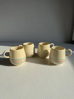 4 VINTAGE MCCOY POTTERY PINK BLUE STRIPE STONEWARE MUG SET ROUND HANDLED COFFEE