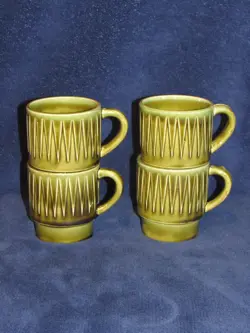 GREEN CERAMIC STACKABLE