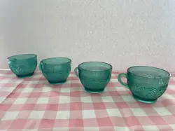 VINTAGE TIARA GLASS SANDWICH SPRUCE GREEN COFFEE TEA CUP MUG  - RARE SET OF 4