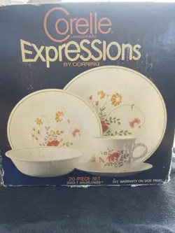 VINTAGE CORELLE EXPRESSIONS DINING SET LOT 2 SETS INCLUDED