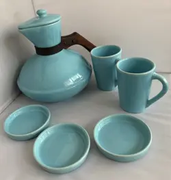 CATALINA ISLAND BLUE CARAFE WITH LID & 2 MUGS WITH 3 SAUCERS READ