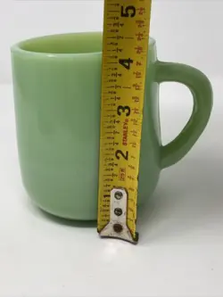 JADEITE GREEN MUG
