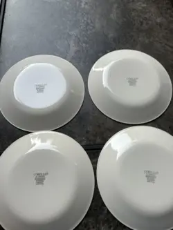 CORELLE DINNERWARE SET