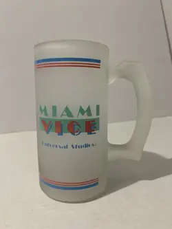 VINTAGE MIAMI VICE FROSTED MUG UNIVERSAL STUDIOS RARE 1984 80S SCARAB BOATS