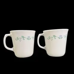 CORELLE COUNTRY COTTAGE COFFEE CUP MUGS VINTAGE BLUE HEARTS LOT OF 2