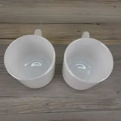 GLASS MUGS VTG
