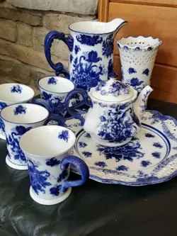 WHITE SET TEA