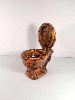 POTTERY TOILET