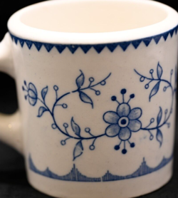 BLUE WHITE 10