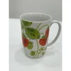 WILD STRAWBERRY PATTERN