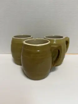 VINTAGE TAN BARREL MUG # 16 STONEWARE UHL POTTERY COMPANY
