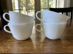 VINTAGE PYREX CORNING USA WHITE MILK GLASS 8 OZ COFFEE CUPS SET OF 4