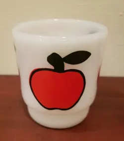 KING APPLE MUG