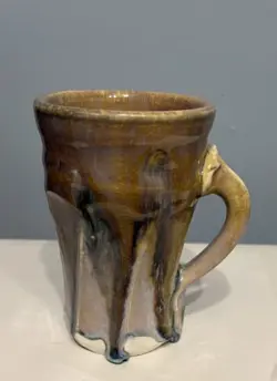 MAYHEW POTTERY MUG