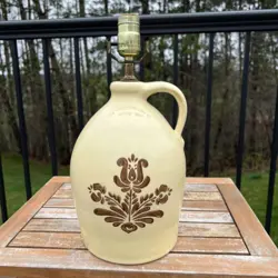 VTG PFALTZGRAFF VILLAGE PATTERN LARGE JUG LAMP 10 1/4” CREAM USA *NEEDS REPAIR