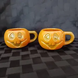 JACK-O-LANTERN MUGS