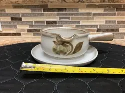 ENGLAND STONEWARE GRAVY