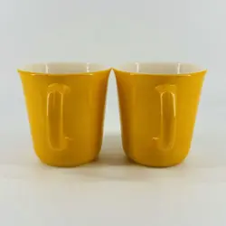 VINTAGE PYREX CUPS