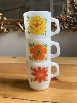 3 VINTAGE ANCHOR HOCKING FIRE KING MIS MATCHED DOUBLE SIDED STACKABLE FLOWER MUG