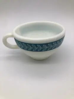 PYREX TABLEWARE TURQUOISE