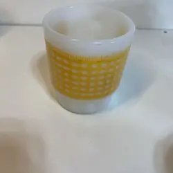 CHECKERED STACKABLE
