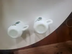 MILK GLASSES