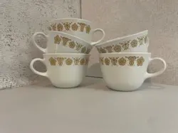 VINTAGE 1972 CORELLE