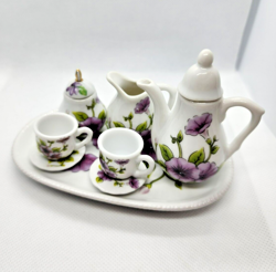 WITH FLOWER DESIGN