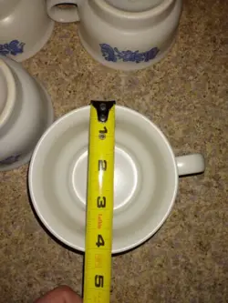 CUPS MUGS CREAM