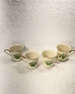 LENOX CHINA HOLIDAY