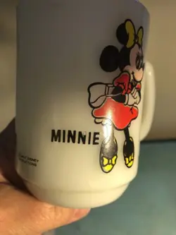 MINNIE MOUSE