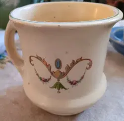 ROSEVILLE CREAMWARE