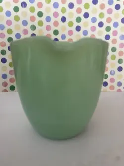 PITCHER POUR MUG