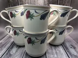 OF MUGS POPPIES