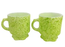 2 X FIRE KING ANCHOR HOCKING 10 YELLOW SPECKLED GREEN FLUTED BASE MUG 3.5
