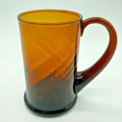 BLOWN AMBER
