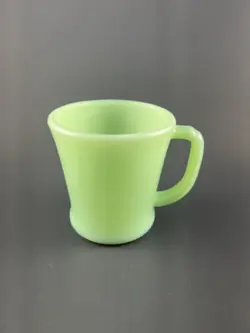 VINTAGE  RESTAURANT WARE HEAVY DUTY FIRE KING JADEITE COFFEE MUG