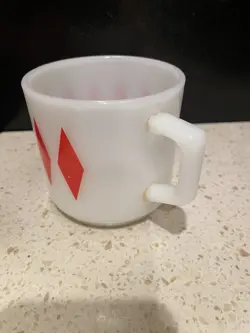 GLASS HARLEQUIN RED