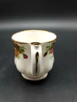 VINTAGE 1962 ROYAL ALBERT OLD COUNTRY ROSES MONTROSE COFFEE MUG CUP HTF