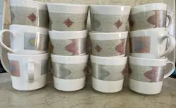 12 VINTAGE CORELLE